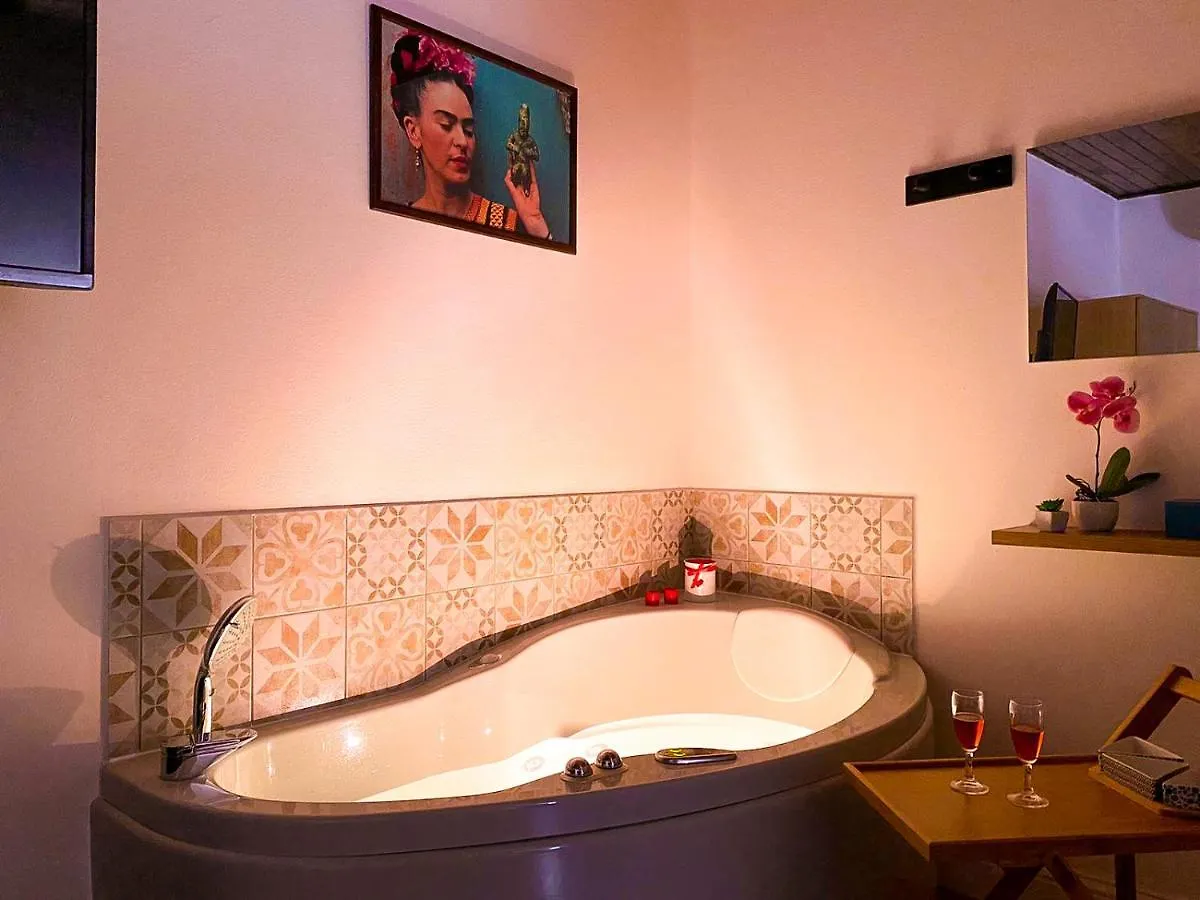 Frida Guest House Iglesias Apartmán